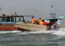 توقیف دو شناور حامل کالای قاچاق در آبهای خلیج فارس/ 12 نفر دستگیر شدند