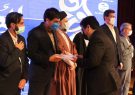 شهردار یزد از برگزیدگان اولین جشنواره رسانه ای ابوذر تجلیل کرد