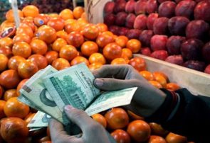 قیمت میوه در بازار نسبت به شب یلدا 10 درصد ارزان شد/جولان میوه‌های وارداتی با قیمت سرسام آور