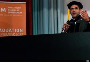 سخنرانی دانشجوی دانشگاه صنعتی امیرکبیر در مراسم فارغ‌التحصیلان هلند