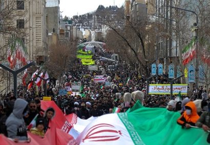 مردم بهار چهل‌وپنجم انقلاب را جشن گرفتند/ «از سیستان تا کردستان، جانم فدای ایران»