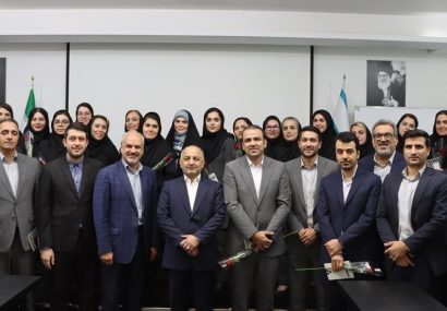 مدیرعامل بیمه دی: بیمه هوشمند با کارکنان خلاق و با دانش، محقق می شود