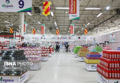 بازدید میدانی وزیر جهاد کشاورزی از فروشگاه‌ها/ نگران کمبود کالاهای اساسی نباشید