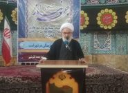 مسئولان، نماز را به عنوان یک اصل جدی بگیرند