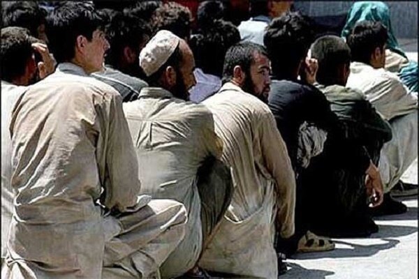 جمع آوری و طرد اتباع غيرمجاز در تنکابن