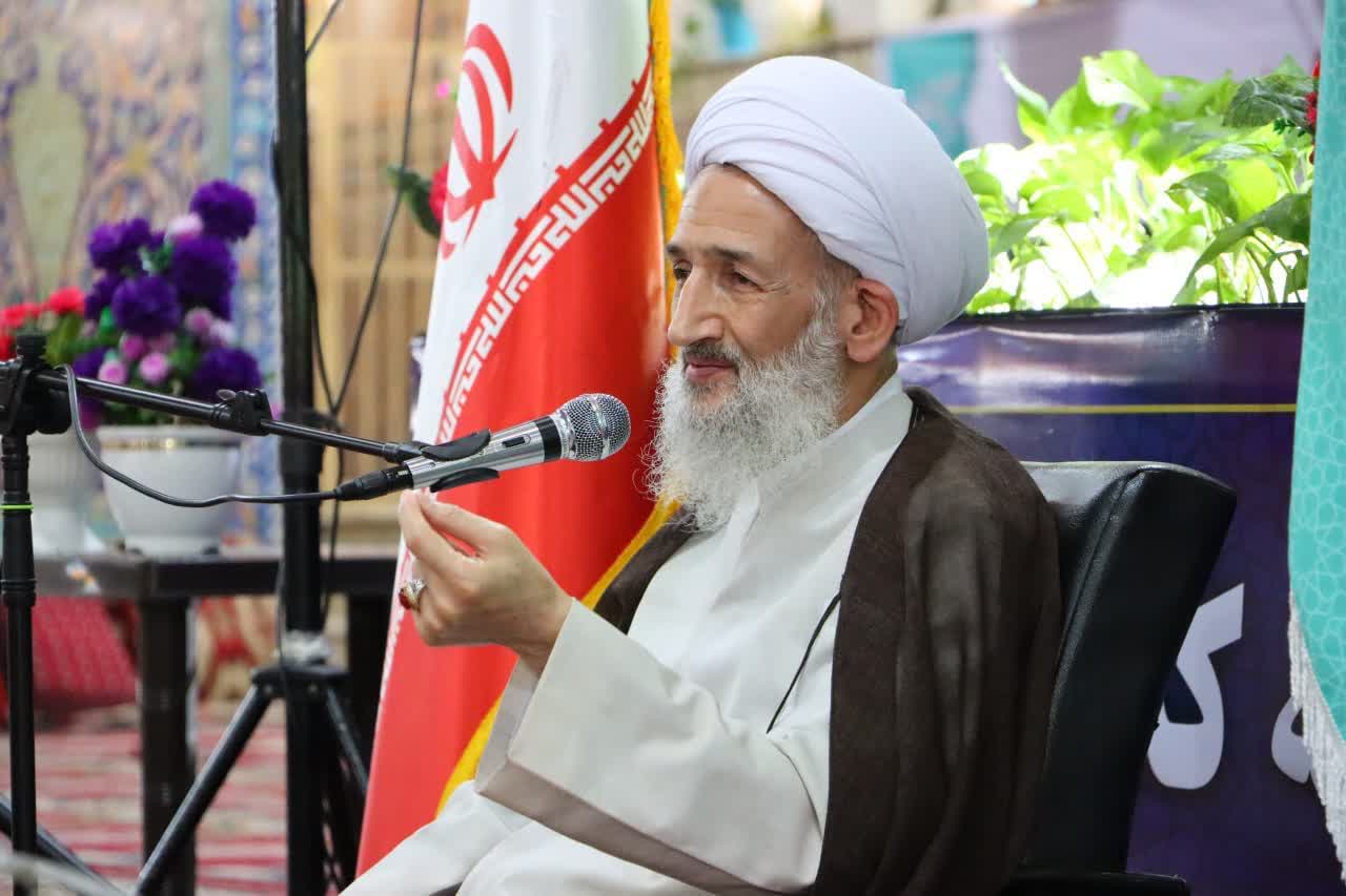 حضور و خدمت در نمازجمعه افتخاری بزرگ است / مصلای جدیدی در مرکز استان به زودی بنا می شود