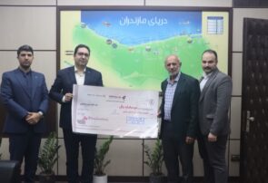 کمک مالی بانک رفاه مازندران به آزادی زندانیان در ساری