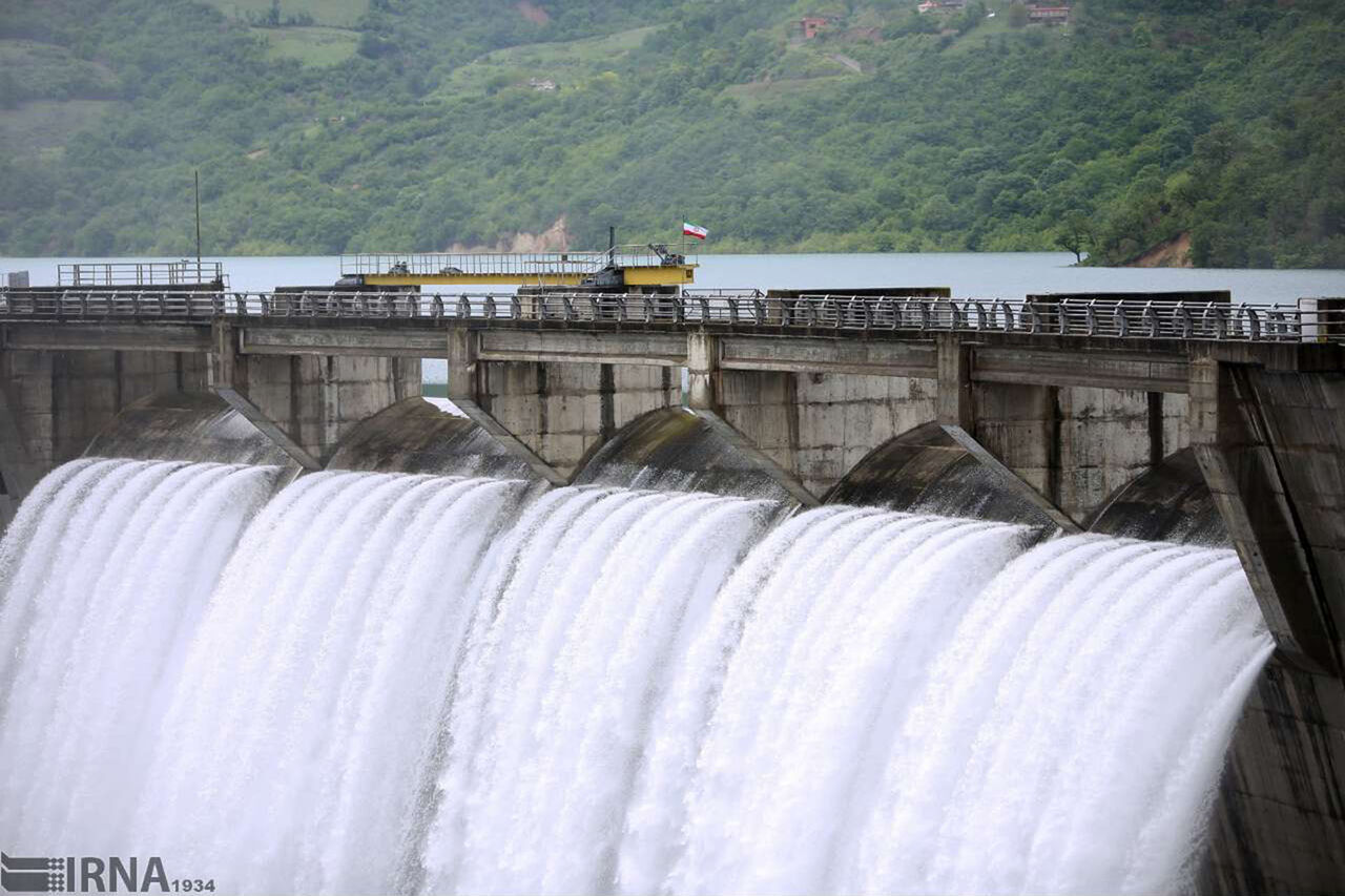 کاهش ۴۰ درصدی تولید انرژی در نیروگاههای برق آبی کاهش ۴۰ درصدی تولید انرژی در نیروگاههای برق آبی