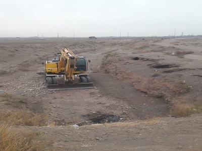 روند لایروبی انهار سطح شهر قزوین ادامه دارد روند لایروبی انهار سطح شهر قزوین ادامه دارد