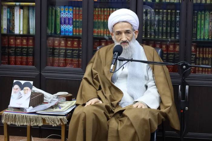 دشمنان در پی ایجاد اختلاف و یأس هستند/ اگر به توصیه‌های رهبری عمل می‌شد، معضلات اقتصادی نداشتیم