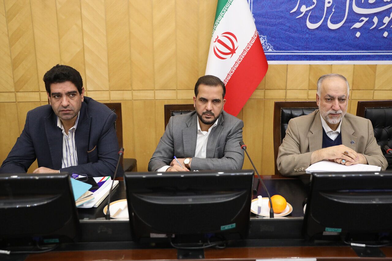 افزایش حقوق پلکانی معکوس تا سقف ۴۳ درصد