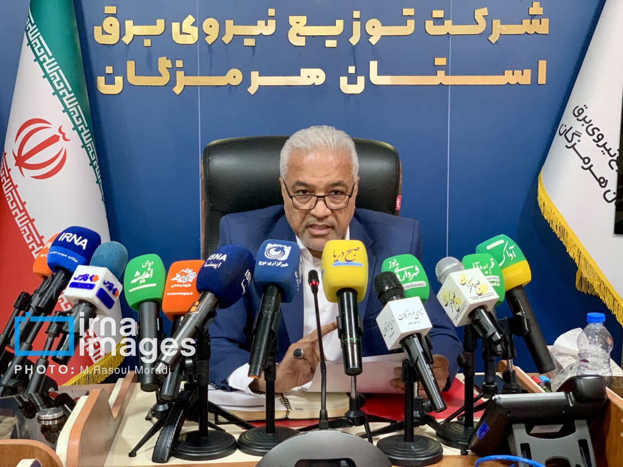 محورهای راهبردی توزیع برق هرمزگان برای عبور کمتنش از پیک ۱۴۰۵ محورهای راهبردی توزیع برق هرمزگان برای عبور کمتنش از پیک ۱۴۰۵