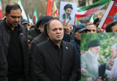 مردم ایران در طول تاریخ نشان دادند شکست ناپذیرند مردم ایران در طول تاریخ نشان دادند شکست ناپذیرند