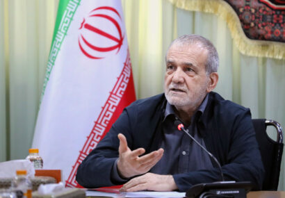 پزشکیان: باید برای مردمی که از کشور، نظام و رهبری حمایت کردهاند کاری کارستان انجام دهیم